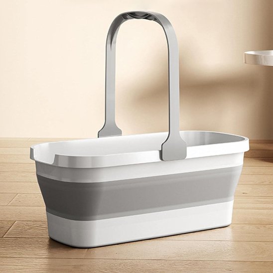 Avec ce Seau pliable les tùches ménagÚres deviennent plus fluides