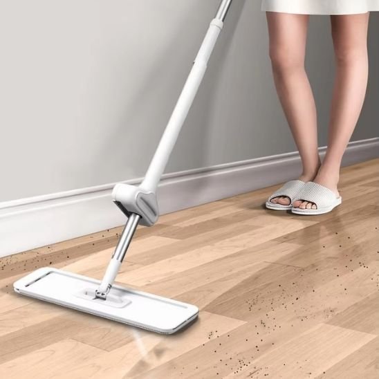 Grâce au manche télescopique ma Serpillere évite les maux de dos