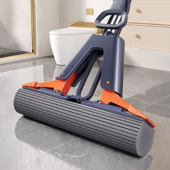 Le mécanisme orange de ma Serpillere est facile à actionner