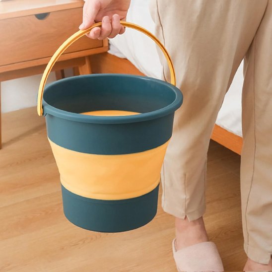 Le poids plume du Seau pliable évite les douleurs dorsales