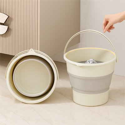 Par son utilisation intuitive le Seau pliable facilite le quotidien