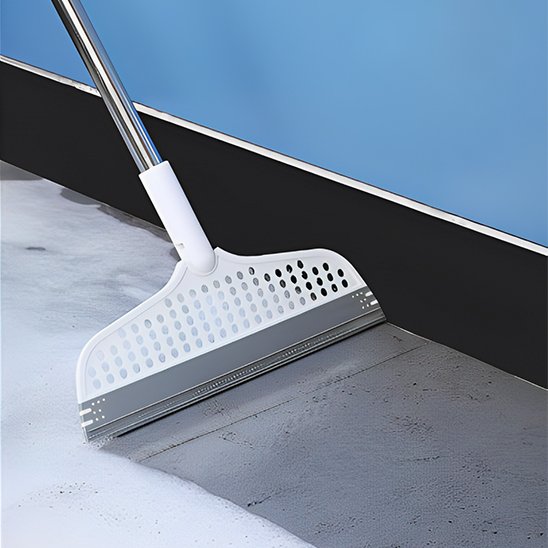 Avec ce balai les sols brillent sans effort