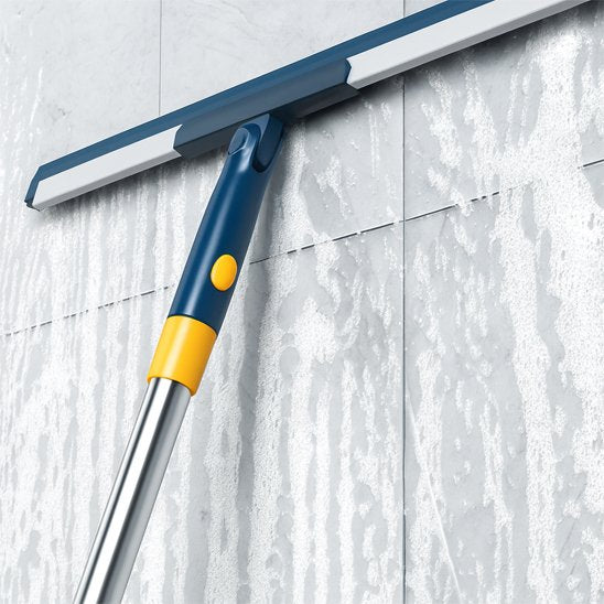 Avec sa poignée télescopique cette Raclette sol​ offre un ajustement en hauteur