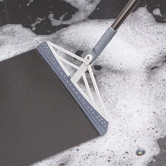 Cette Raclette sol​ évacue l'eau et accélère le séchage des surfaces