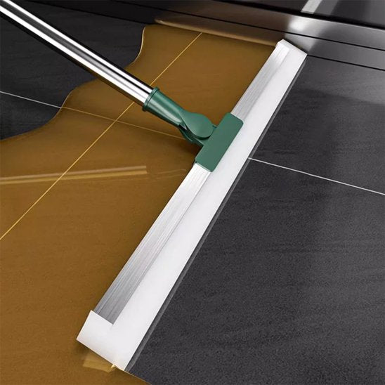 La tête pivotante de la Raclette sol​ permet un nettoyage rapide