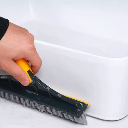 Le balai rotatif combine une brosse et une raclette