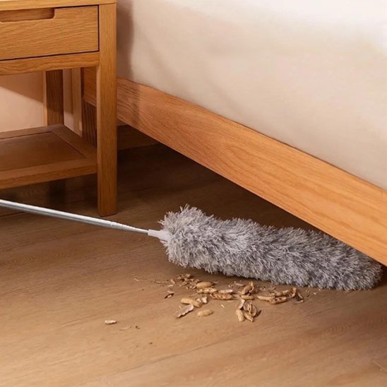 Notre Plumeau convient pour nettoyer les sols et les espaces confinés